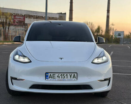 Белый Тесла Model Y, объемом двигателя 0 л и пробегом 51 тыс. км за 29500 $, фото 1 на Automoto.ua