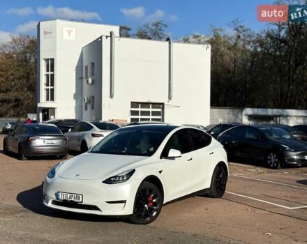 Білий Тесла Model Y, об'ємом двигуна 0 л та пробігом 115 тис. км за 25000 $, фото 1 на Automoto.ua