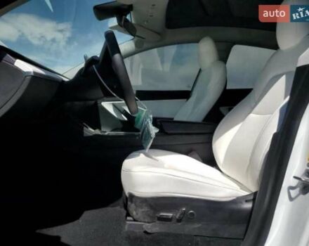 Тесла Model Y 2021 в Тернополе на Automoto.ua Белый Тесла Model Y, объемом двигателя 0 л и пробегом 84 тыс. км за 15800 $, фото 26 на Automoto.ua