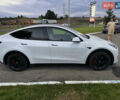 Білий Тесла Model Y, об'ємом двигуна 0 л та пробігом 79 тис. км за 27899 $, фото 2 на Automoto.ua