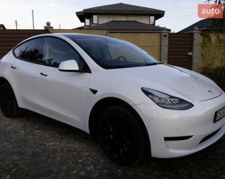 Белый Тесла Model Y, объемом двигателя 0 л и пробегом 103 тыс. км за 28400 $, фото 1 на Automoto.ua