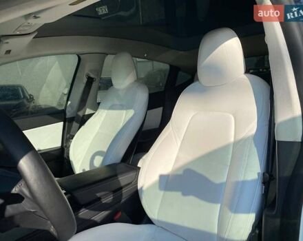 Білий Тесла Model Y, об'ємом двигуна 0 л та пробігом 54 тис. км за 21900 $, фото 16 на Automoto.ua