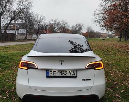 Белый Тесла Model Y, объемом двигателя 0 л и пробегом 59 тыс. км за 25999 $, фото 4 на Automoto.ua