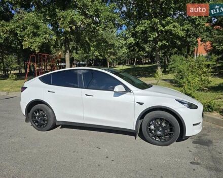 Білий Тесла Model Y, об'ємом двигуна 0 л та пробігом 109 тис. км за 22000 $, фото 70 на Automoto.ua