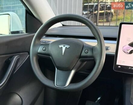 Белый Тесла Model Y, объемом двигателя 0 л и пробегом 156 тыс. км за 22500 $, фото 29 на Automoto.ua