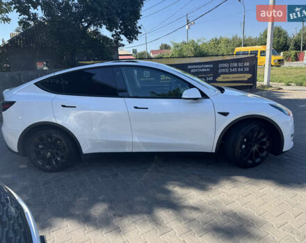Белый Тесла Model Y, объемом двигателя 0 л и пробегом 120 тыс. км за 32500 $, фото 12 на Automoto.ua