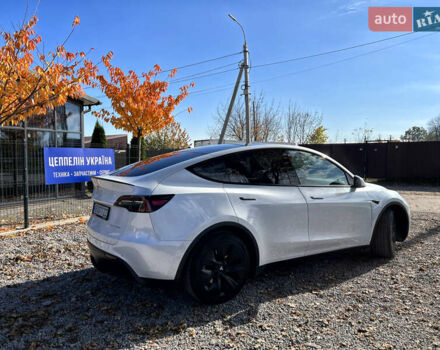 Тесла Model Y 2021 в Виннице на Automoto.ua Белый Тесла Model Y, объемом двигателя 0 л и пробегом 72 тыс. км за 23000 $, фото 4 на Automoto.ua