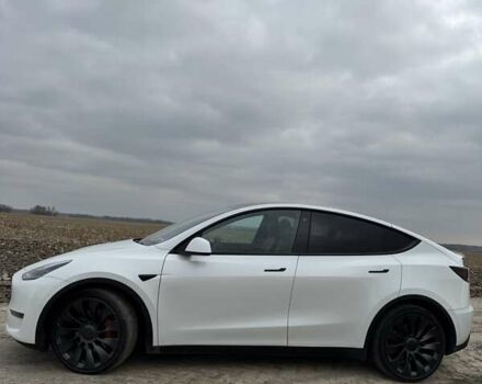 Белый Тесла Model Y, объемом двигателя 0 л и пробегом 119 тыс. км за 24500 $, фото 1 на Automoto.ua