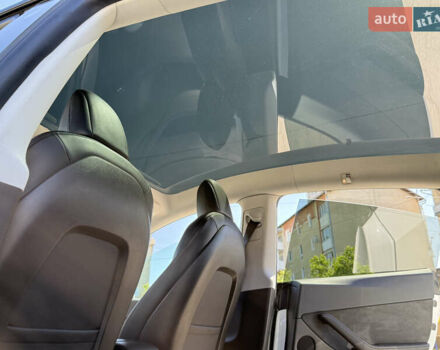 Белый Тесла Model Y, объемом двигателя 0 л и пробегом 110 тыс. км за 27750 $, фото 33 на Automoto.ua