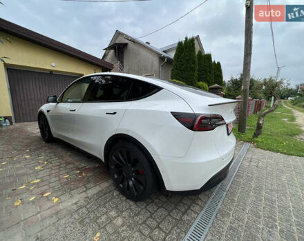 Белый Тесла Model Y, объемом двигателя 0 л и пробегом 92 тыс. км за 23500 $, фото 8 на Automoto.ua