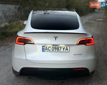 Белый Тесла Model Y, объемом двигателя 0 л и пробегом 57 тыс. км за 30000 $, фото 9 на Automoto.ua