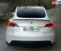 Белый Тесла Model Y, объемом двигателя 0 л и пробегом 57 тыс. км за 30000 $, фото 9 на Automoto.ua