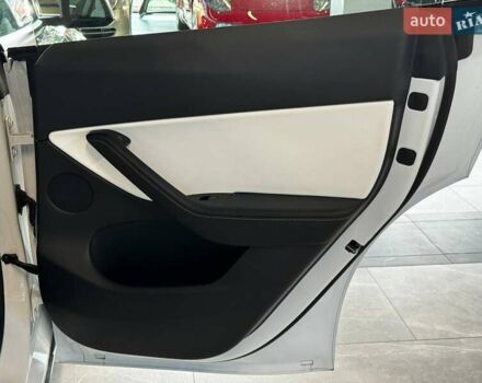 Білий Тесла Model Y, об'ємом двигуна 0 л та пробігом 1 тис. км за 29500 $, фото 19 на Automoto.ua
