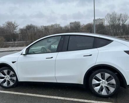 Белый Тесла Model Y, объемом двигателя 0 л и пробегом 32 тыс. км за 30000 $, фото 5 на Automoto.ua