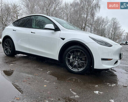 Білий Тесла Model Y, об'ємом двигуна 0 л та пробігом 88 тис. км за 24900 $, фото 14 на Automoto.ua