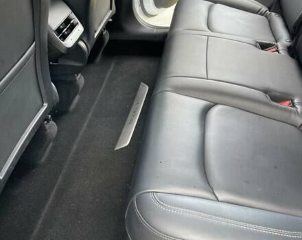 Білий Тесла Model Y, об'ємом двигуна 0 л та пробігом 119 тис. км за 23600 $, фото 16 на Automoto.ua