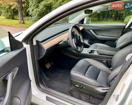 Білий Тесла Model Y, об'ємом двигуна 0 л та пробігом 16 тис. км за 40500 $, фото 14 на Automoto.ua