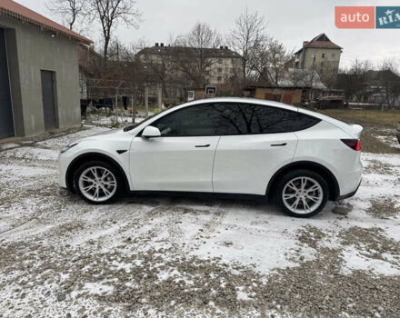 Белый Тесла Model Y, объемом двигателя 0 л и пробегом 60 тыс. км за 29900 $, фото 21 на Automoto.ua