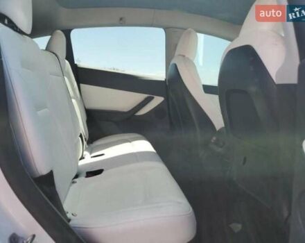 Тесла Model Y 2021 в Тернополе на Automoto.ua Белый Тесла Model Y, объемом двигателя 0 л и пробегом 84 тыс. км за 15800 $, фото 10 на Automoto.ua