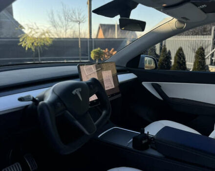 Белый Тесла Model Y, объемом двигателя 0 л и пробегом 74 тыс. км за 23500 $, фото 9 на Automoto.ua