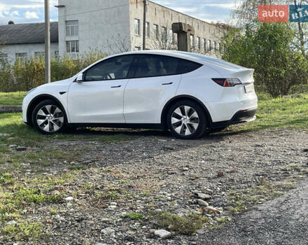 Білий Тесла Model Y, об'ємом двигуна 0 л та пробігом 13 тис. км за 25500 $, фото 4 на Automoto.ua