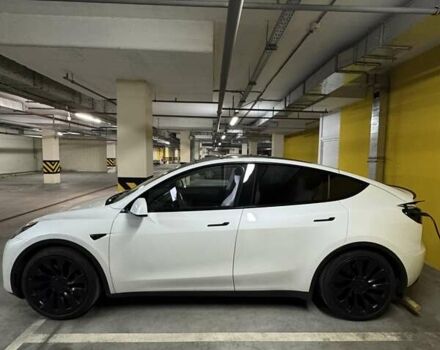 Белый Тесла Model Y, объемом двигателя 0 л и пробегом 47 тыс. км за 26000 $, фото 3 на Automoto.ua