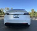 Білий Тесла Model Y, об'ємом двигуна 0 л та пробігом 73 тис. км за 29400 $, фото 3 на Automoto.ua