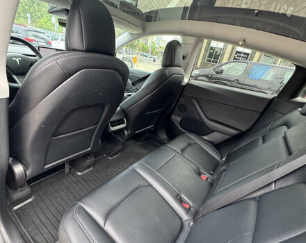 Белый Тесла Model Y, объемом двигателя 0 л и пробегом 93 тыс. км за 23000 $, фото 7 на Automoto.ua