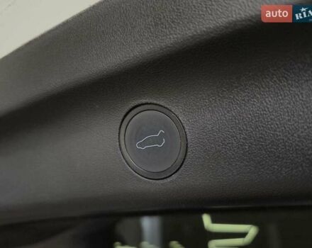 Білий Тесла Model Y, об'ємом двигуна 0 л та пробігом 58 тис. км за 26989 $, фото 13 на Automoto.ua