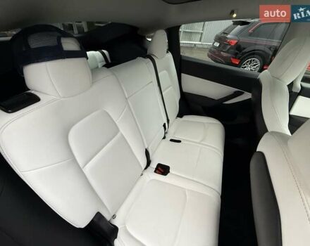 Белый Тесла Model Y, объемом двигателя 0 л и пробегом 80 тыс. км за 25500 $, фото 31 на Automoto.ua