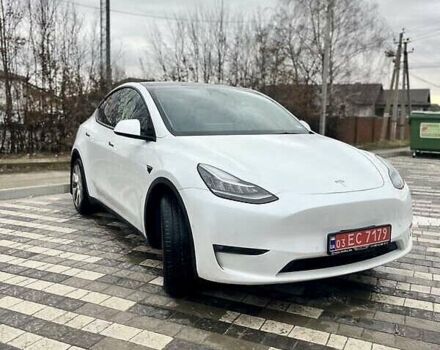 Белый Тесла Model Y, объемом двигателя 0 л и пробегом 79 тыс. км за 24500 $, фото 4 на Automoto.ua