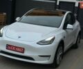 Білий Тесла Model Y, об'ємом двигуна 0 л та пробігом 135 тис. км за 18200 $, фото 1 на Automoto.ua