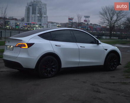 Білий Тесла Model Y, об'ємом двигуна 0 л та пробігом 66 тис. км за 23500 $, фото 7 на Automoto.ua