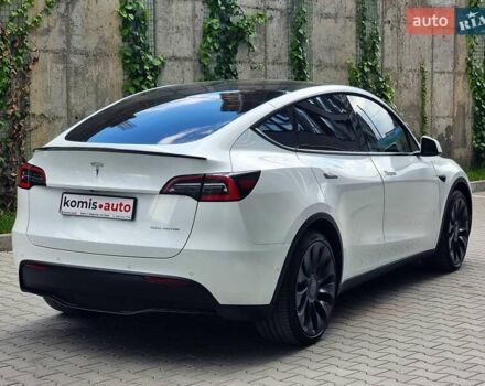Белый Тесла Model Y, объемом двигателя 0 л и пробегом 98 тыс. км за 23699 $, фото 5 на Automoto.ua