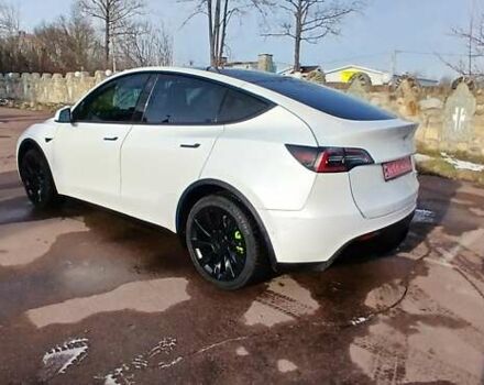 Белый Тесла Model Y, объемом двигателя 0 л и пробегом 61 тыс. км за 25950 $, фото 11 на Automoto.ua