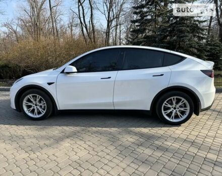 Белый Тесла Model Y, объемом двигателя 0 л и пробегом 56 тыс. км за 40500 $, фото 31 на Automoto.ua