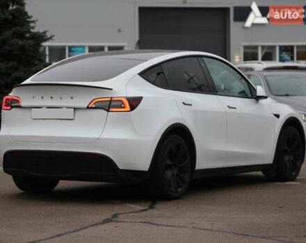 Белый Тесла Model Y, объемом двигателя 0 л и пробегом 121 тыс. км за 21900 $, фото 6 на Automoto.ua
