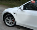 Белый Тесла Model Y, объемом двигателя 0 л и пробегом 57 тыс. км за 30000 $, фото 5 на Automoto.ua
