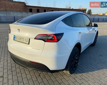 Білий Тесла Model Y, об'ємом двигуна 0 л та пробігом 41 тис. км за 24500 $, фото 1 на Automoto.ua
