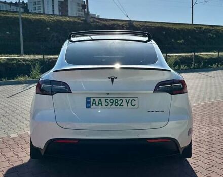 Тесла Model Y 2021 в Киеве на Automoto.ua Белый Тесла Model Y, объемом двигателя 0 л и пробегом 51 тыс. км за 27500 $, фото 3 на Automoto.ua
