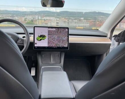 Белый Тесла Model Y, объемом двигателя 0 л и пробегом 119 тыс. км за 24600 $, фото 12 на Automoto.ua