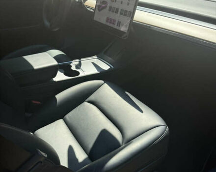 Белый Тесла Model Y, объемом двигателя 0 л и пробегом 72 тыс. км за 25200 $, фото 11 на Automoto.ua