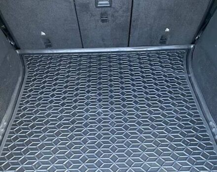 Белый Тесла Model Y, объемом двигателя 0 л и пробегом 70 тыс. км за 26750 $, фото 4 на Automoto.ua