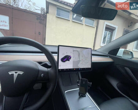 Белый Тесла Model Y, объемом двигателя 0 л и пробегом 83 тыс. км за 29000 $, фото 4 на Automoto.ua