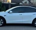 Белый Тесла Model Y, объемом двигателя 0 л и пробегом 38 тыс. км за 24100 $, фото 11 на Automoto.ua