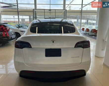 Белый Тесла Model Y, объемом двигателя 0 л и пробегом 101 тыс. км за 21500 $, фото 4 на Automoto.ua