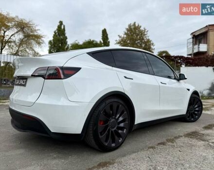 Белый Тесла Model Y, объемом двигателя 0 л и пробегом 88 тыс. км за 26999 $, фото 8 на Automoto.ua