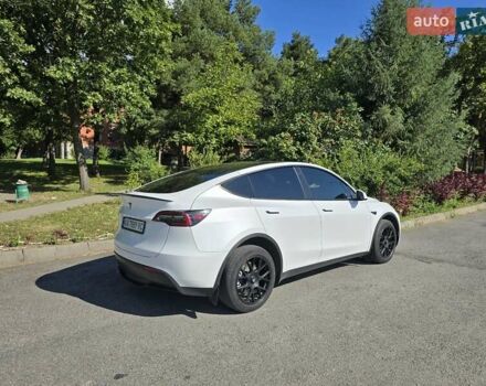 Білий Тесла Model Y, об'ємом двигуна 0 л та пробігом 109 тис. км за 22000 $, фото 81 на Automoto.ua