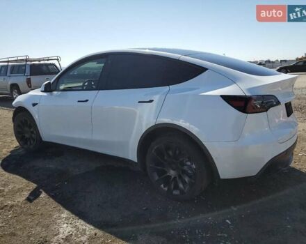 Тесла Model Y 2021 в Киеве на Automoto.ua Белый Тесла Model Y, объемом двигателя 0 л и пробегом 73 тыс. км за 29400 $, фото 52 на Automoto.ua