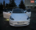 Белый Тесла Model Y, объемом двигателя 0 л и пробегом 55 тыс. км за 25450 $, фото 67 на Automoto.ua